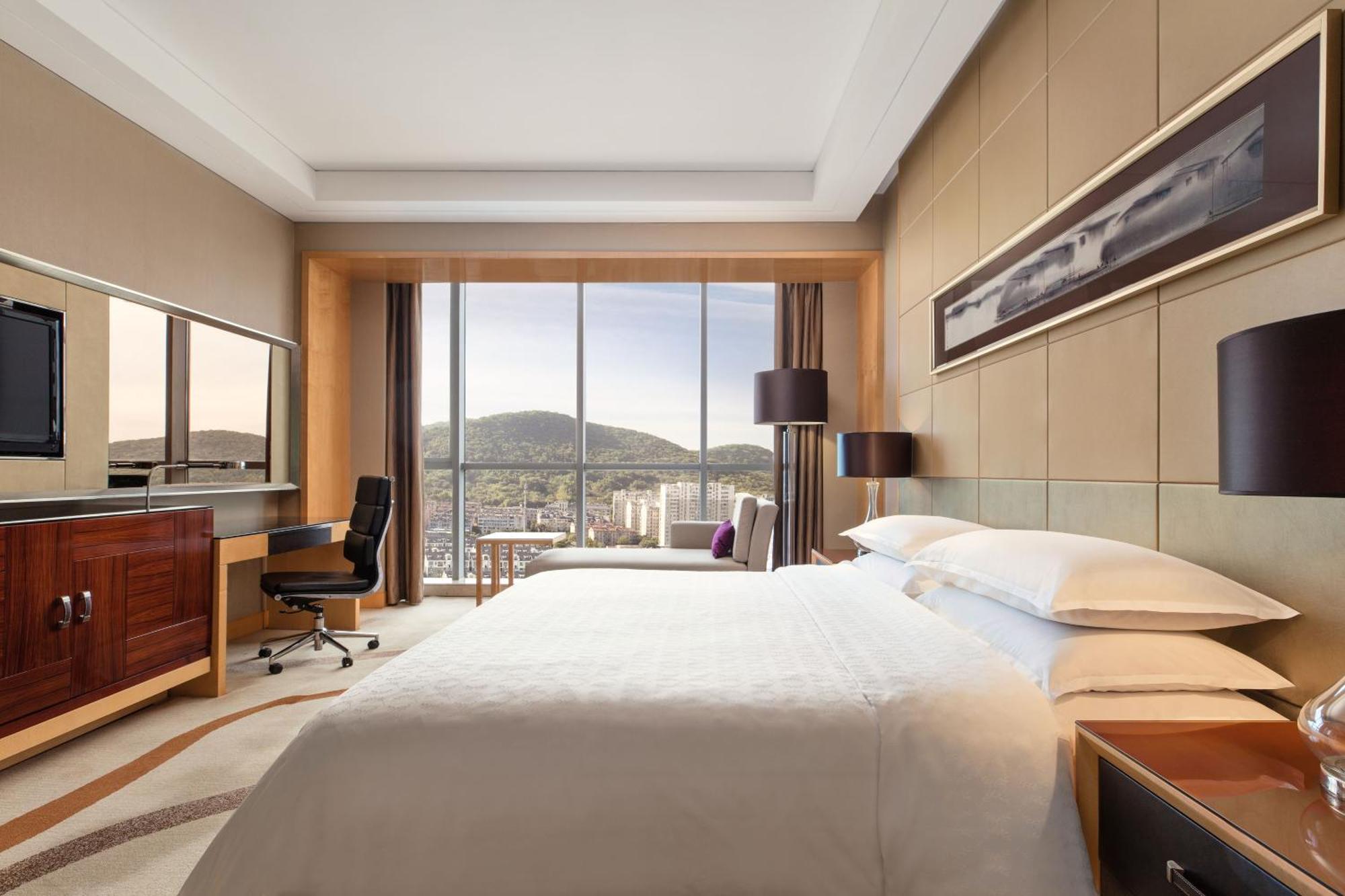 Sheraton Zhenjiang Hotel Exterior foto